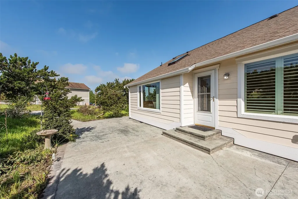 315 Dungeness Greens Way Sequim WA 98382