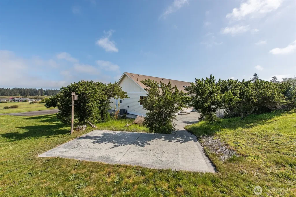 315 Dungeness Greens Way Sequim WA 98382
