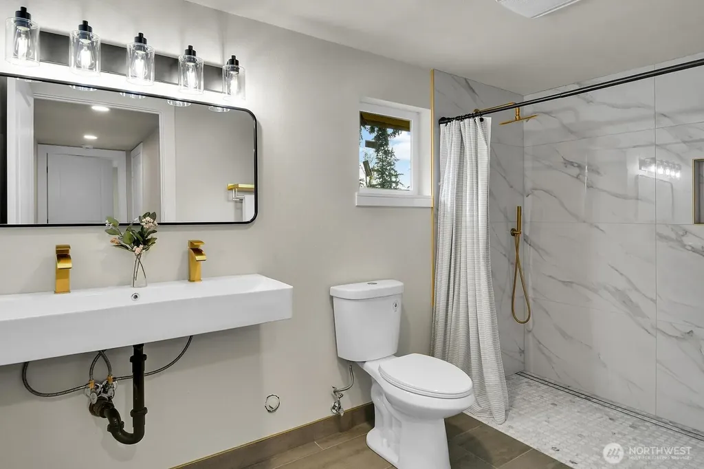 10702 SE 318th Place Auburn WA 98092