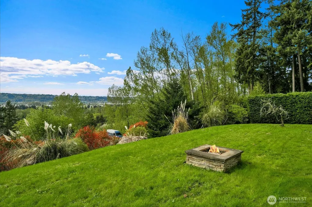 10702 SE 318th Place Auburn WA 98092