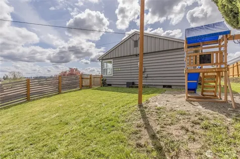1324 E Fairbanks Street Tacoma WA 98404
