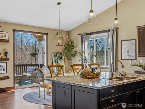 10711 208th Avenue SE Snohomish WA 98290