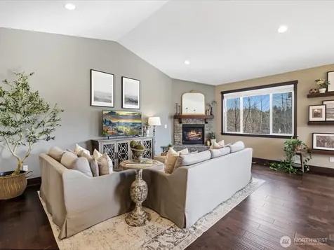 10711 208th Avenue SE Snohomish WA 98290