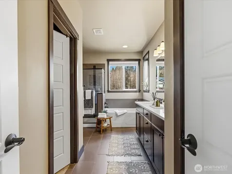 10711 208th Avenue SE Snohomish WA 98290