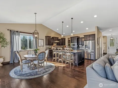 10711 208th Avenue SE Snohomish WA 98290