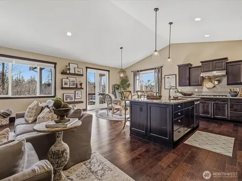 10711 208th Avenue SE Snohomish WA 98290