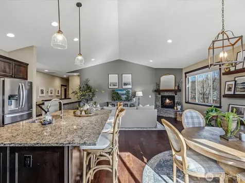10711 208th Avenue SE Snohomish WA 98290