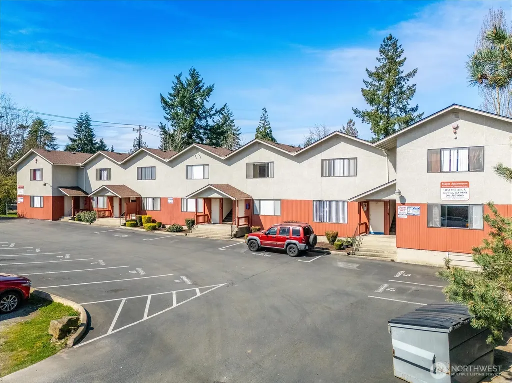14132 37th Avenue S Tukwila WA 98168