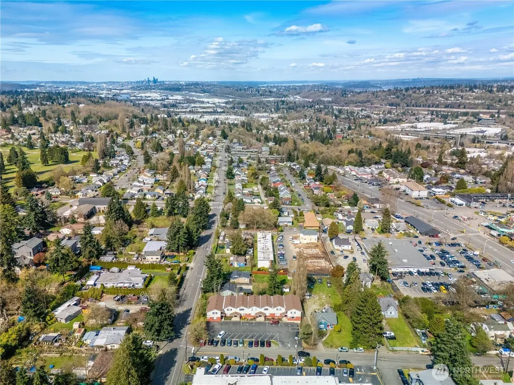 14132 37th Avenue S Tukwila WA 98168