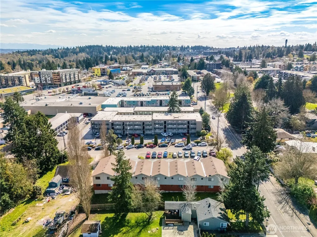 14132 37th Avenue S Tukwila WA 98168