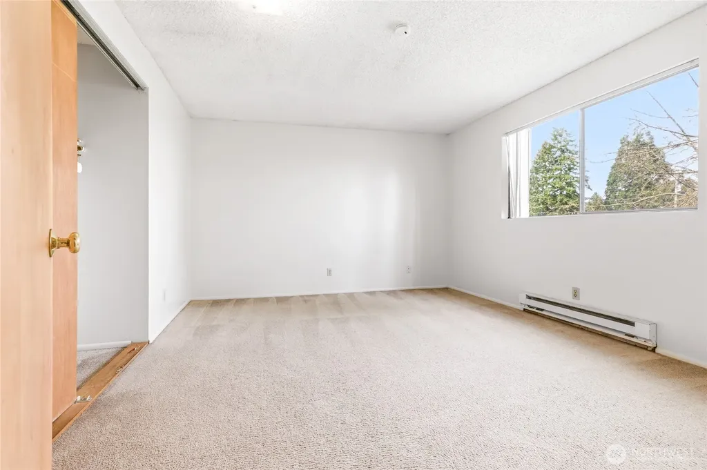 14132 37th Avenue S Tukwila WA 98168