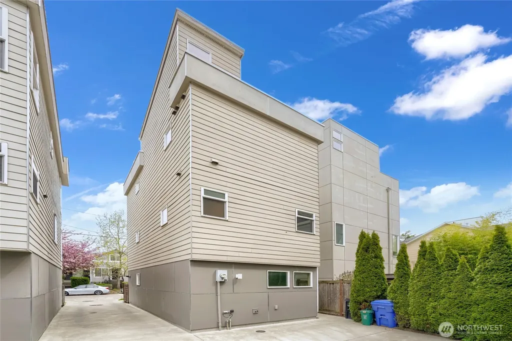 1741 NW 60th Street Seattle WA 98107
