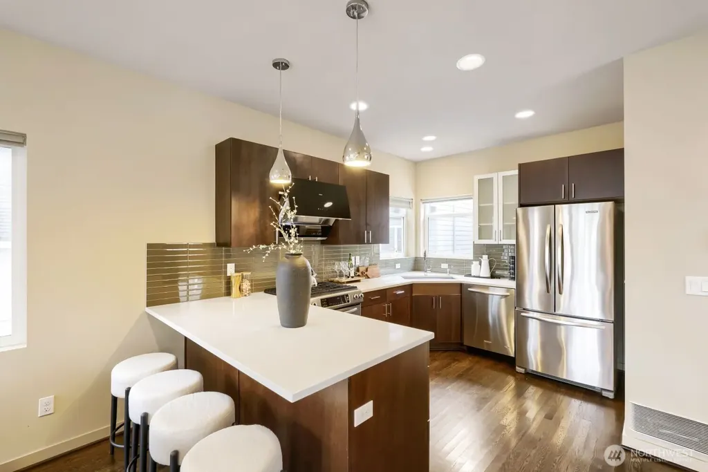 1741 NW 60th Street Seattle WA 98107