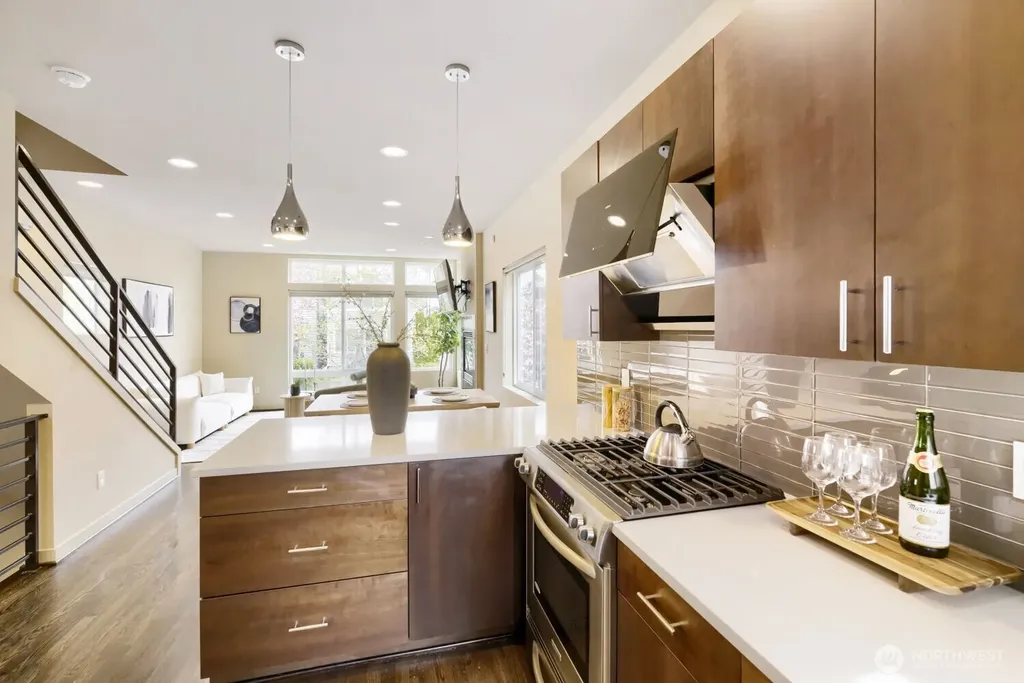 1741 NW 60th Street Seattle WA 98107