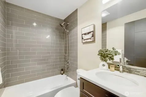1741 NW 60th Street Seattle WA 98107