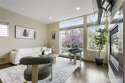 1741 NW 60th Street Seattle WA 98107