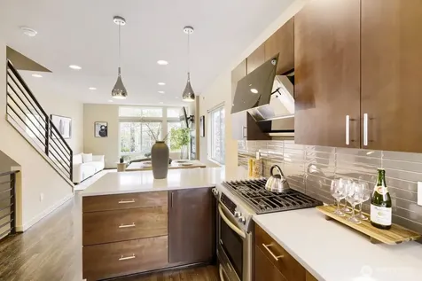1741 NW 60th Street Seattle WA 98107