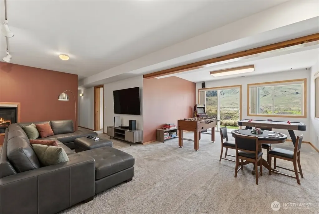 404 S Clifford Street Chelan WA 98816