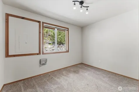 404 S Clifford Street Chelan WA 98816