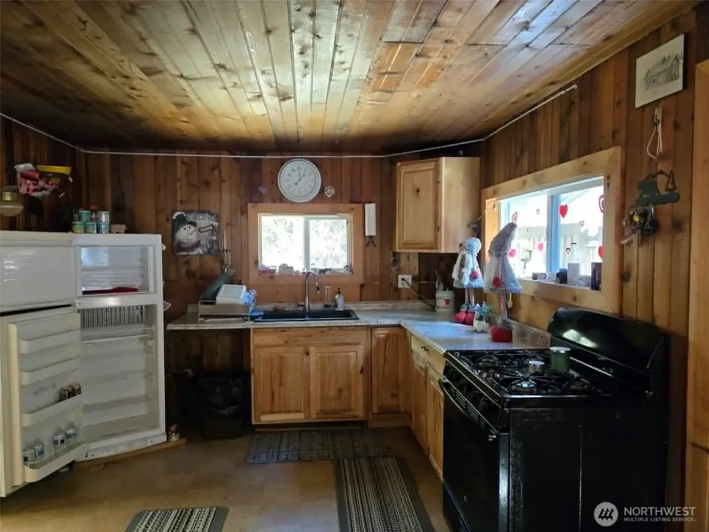 48918 Front Street Granite Falls WA 98252