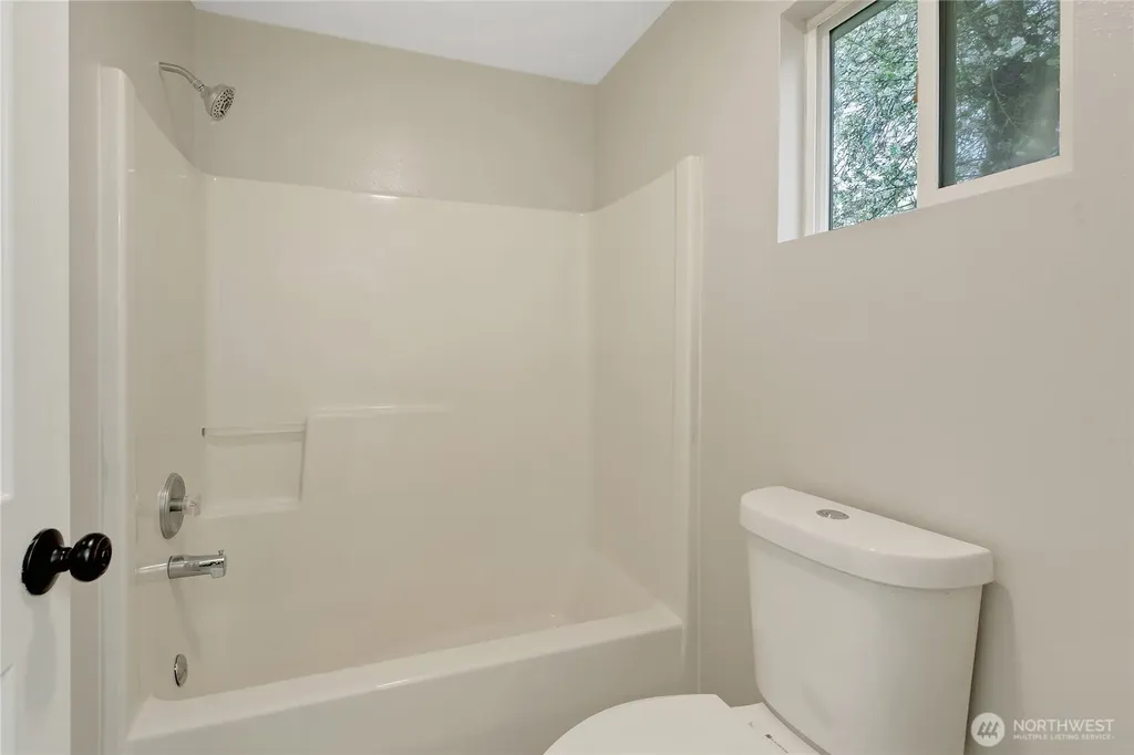 29851 48th Avenue S Auburn WA 98001