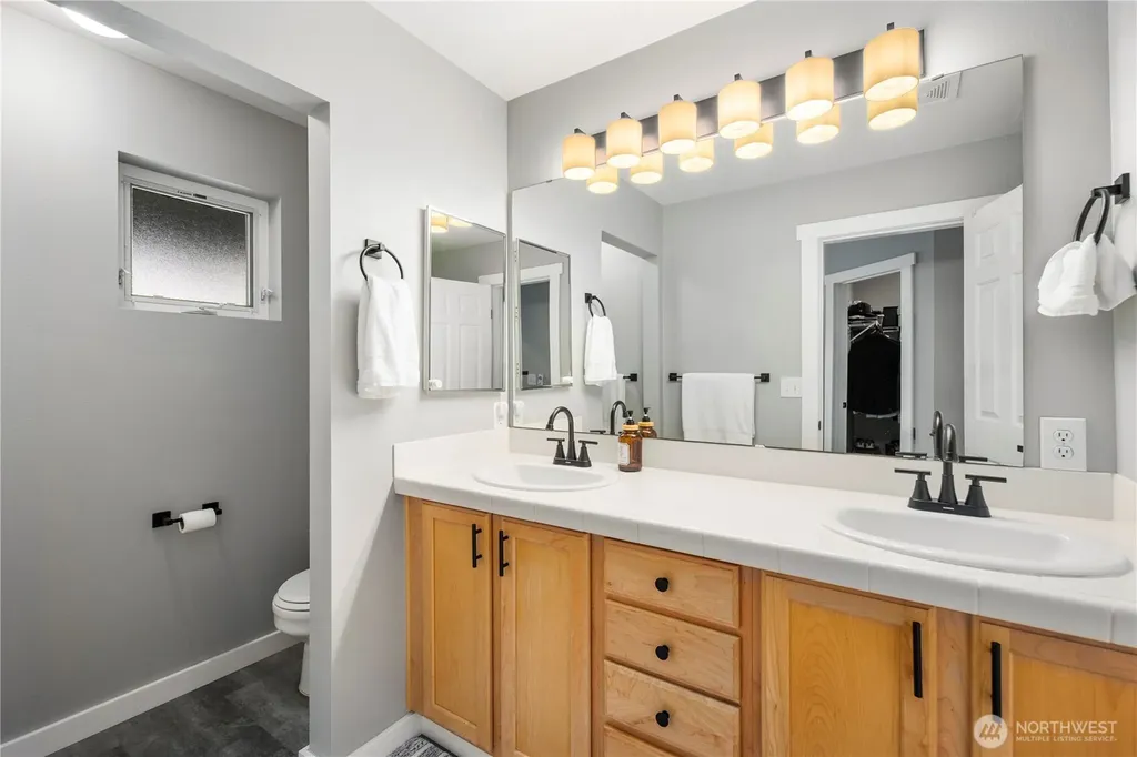 7823 Ingram Lane SE Snoqualmie WA 98065