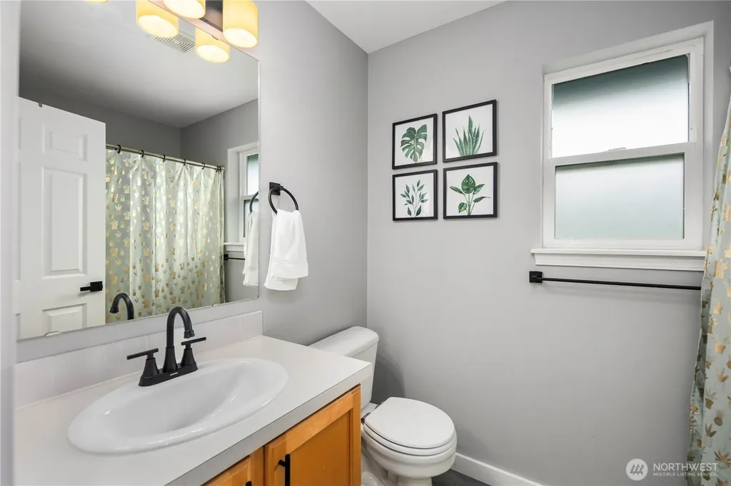 7823 Ingram Lane SE Snoqualmie WA 98065