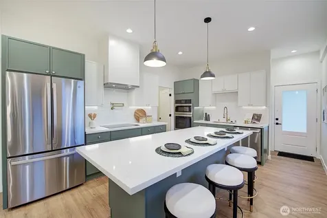 7008 Linden Avenue N Seattle WA 98103