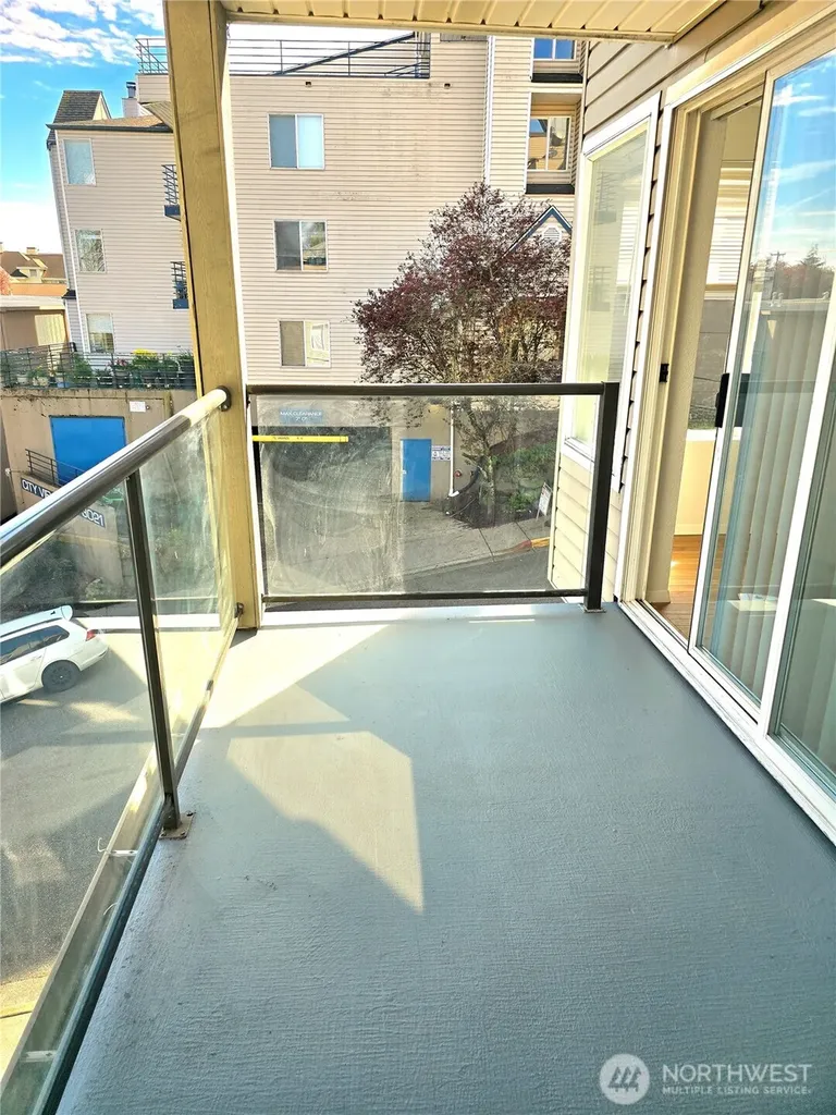 3022 SW Bradford Street Seattle WA 98126