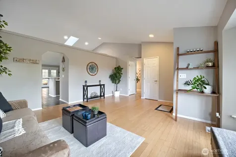 25920 202nd Avenue SE Covington WA 98042