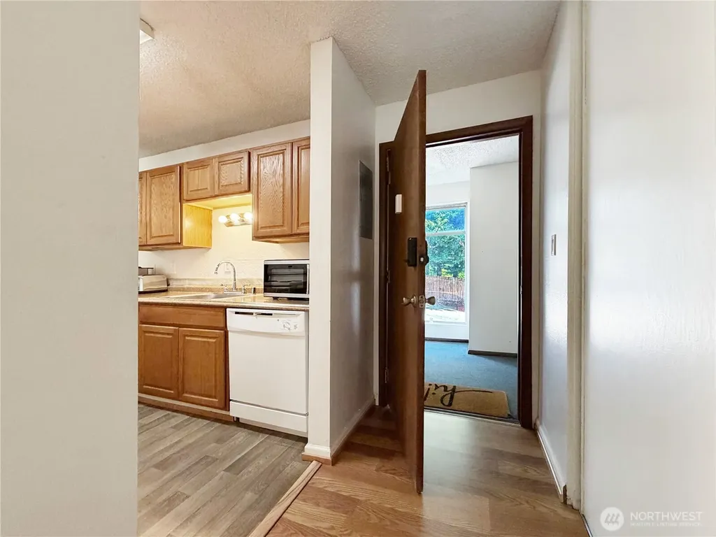 10459 Des Moines Memorial Drive S Seattle WA 98168
