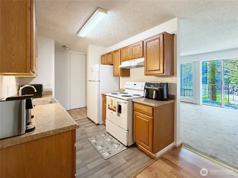 10459 Des Moines Memorial Drive S Seattle WA 98168