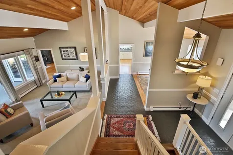 1093 Village Loop Langley WA 98260