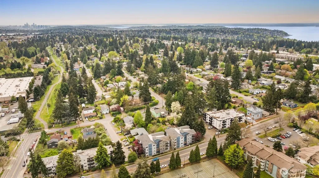 707 N 130th Street Seattle WA 98133