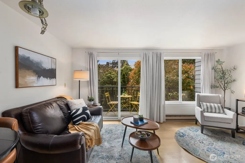 707 N 130th Street Seattle WA 98133