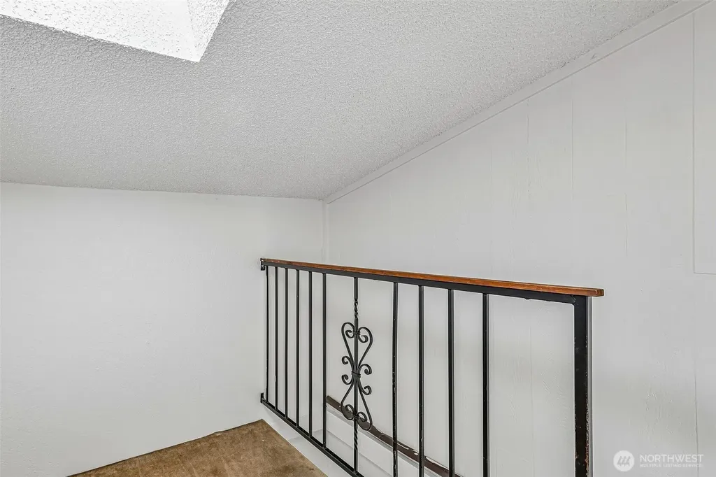 6817 137th Place NE Redmond WA 98052