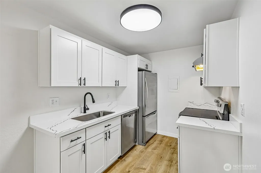 6817 137th Place NE Redmond WA 98052