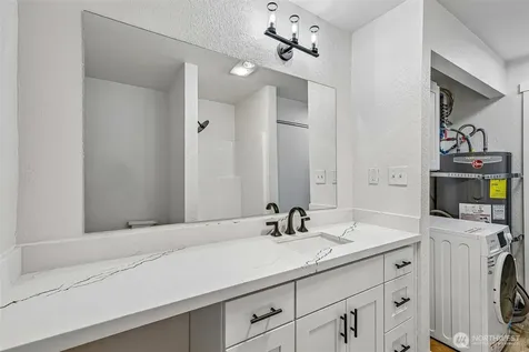6817 137th Place NE Redmond WA 98052