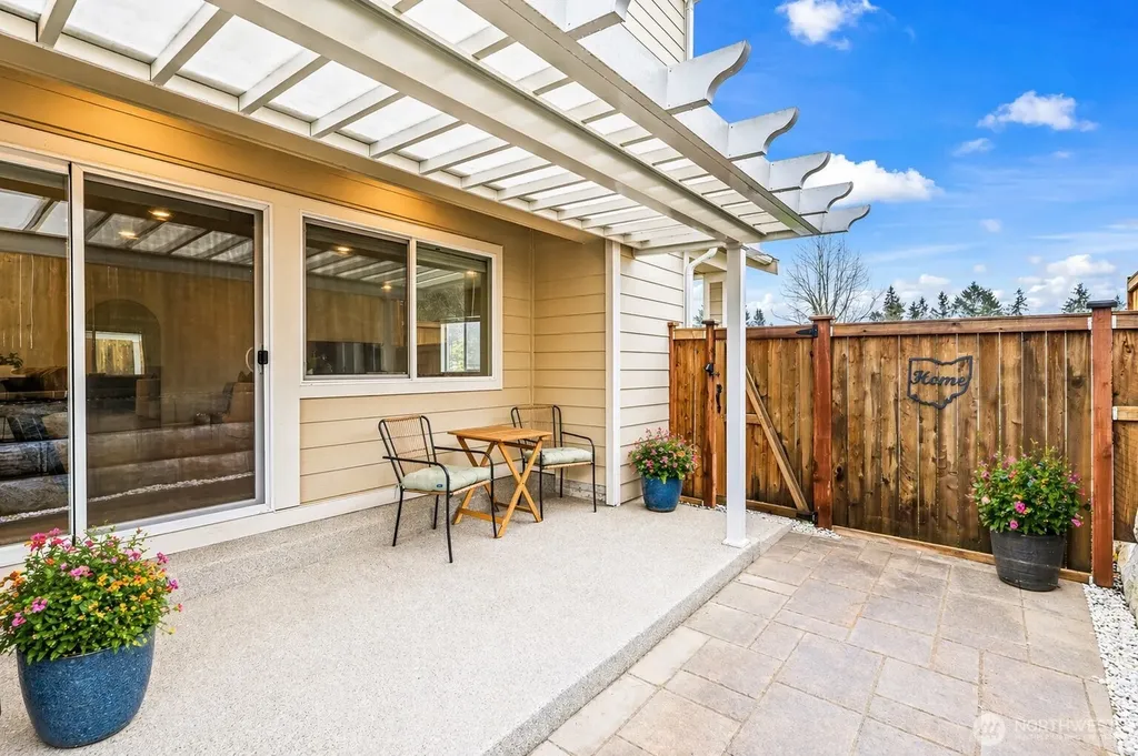 3512 Hoffman Hill Boulevard Dupont WA 98327