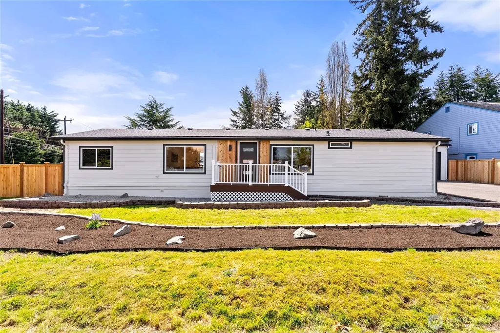 651 S 143rd Place Burien WA 98168