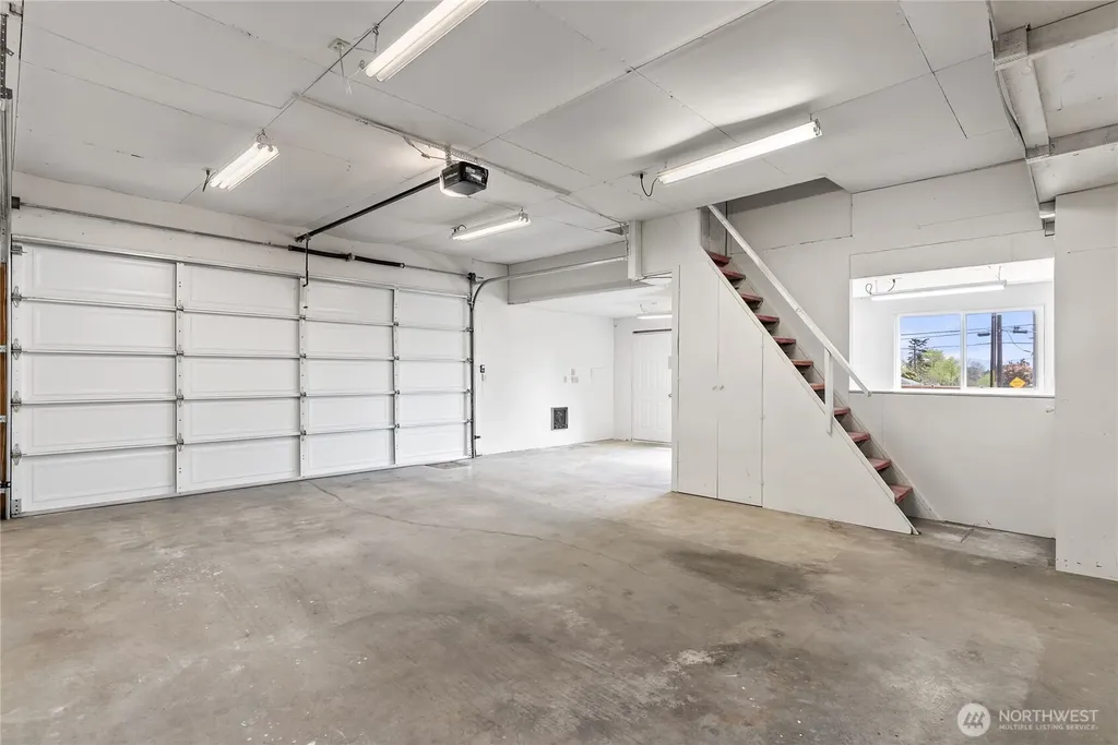 651 S 143rd Place Burien WA 98168