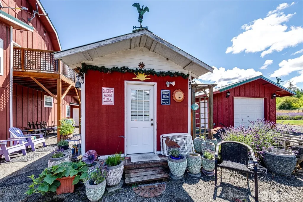 274154 Highway 101 Sequim WA 98382