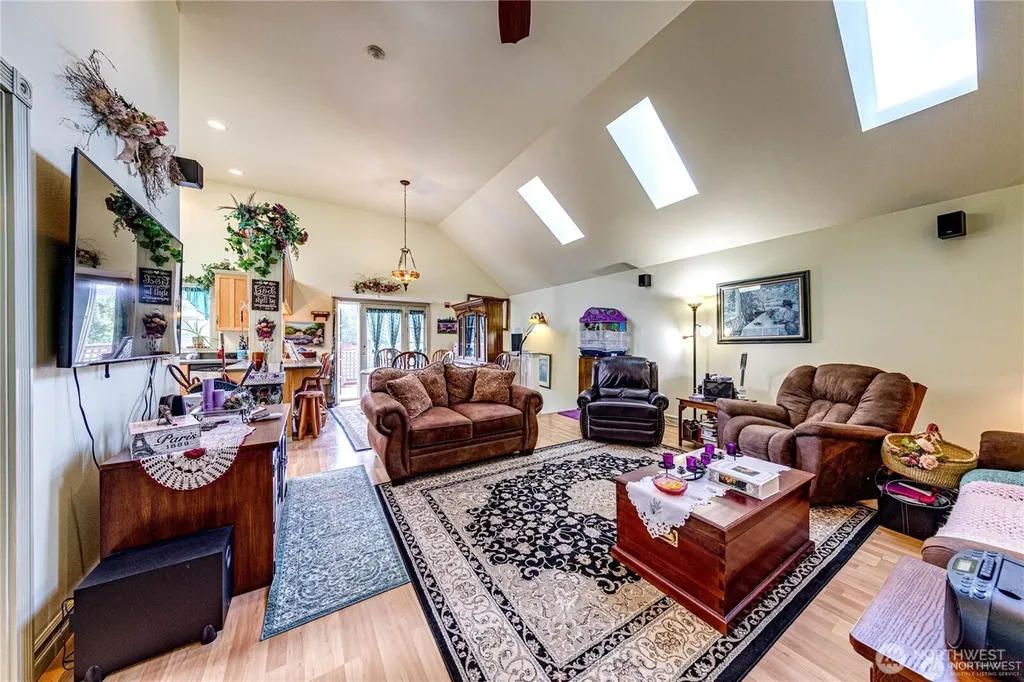274154 Highway 101 Sequim WA 98382