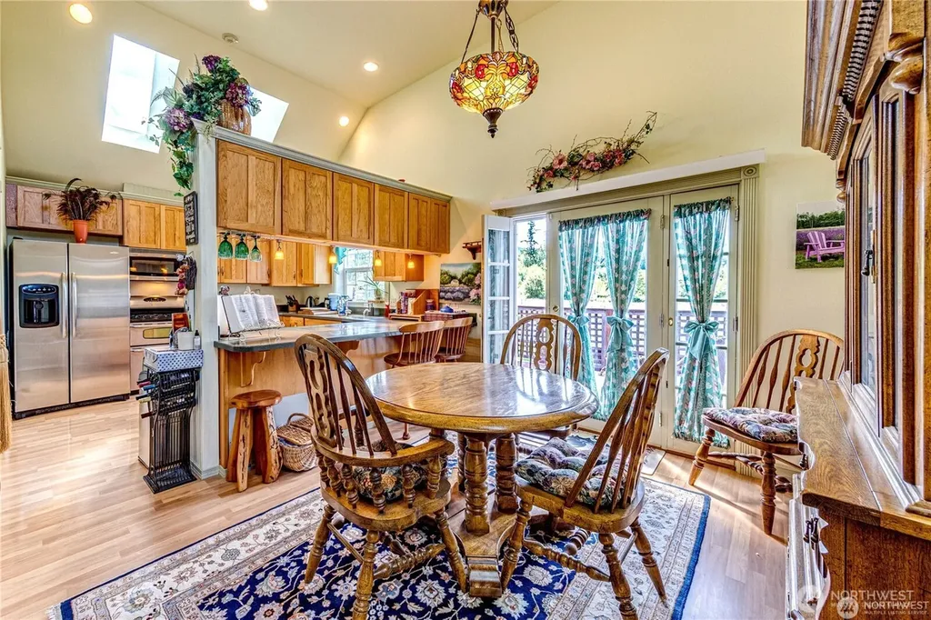274154 Highway 101 Sequim WA 98382