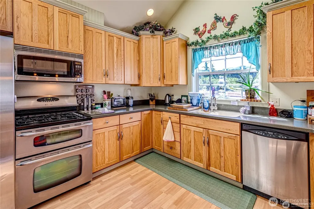 274154 Highway 101 Sequim WA 98382
