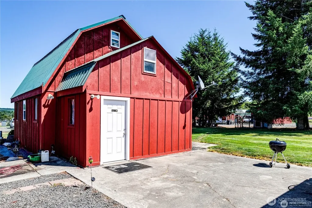 274154 Highway 101 Sequim WA 98382