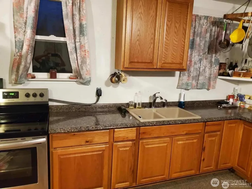 274154 Highway 101 Sequim WA 98382