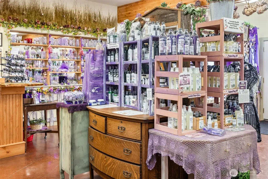 274154 Highway 101 Sequim WA 98382