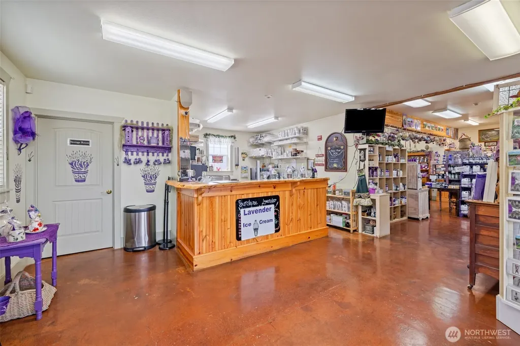 274154 Highway 101 Sequim WA 98382