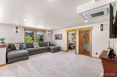 306 W Montana Avenue Roslyn WA 98941
